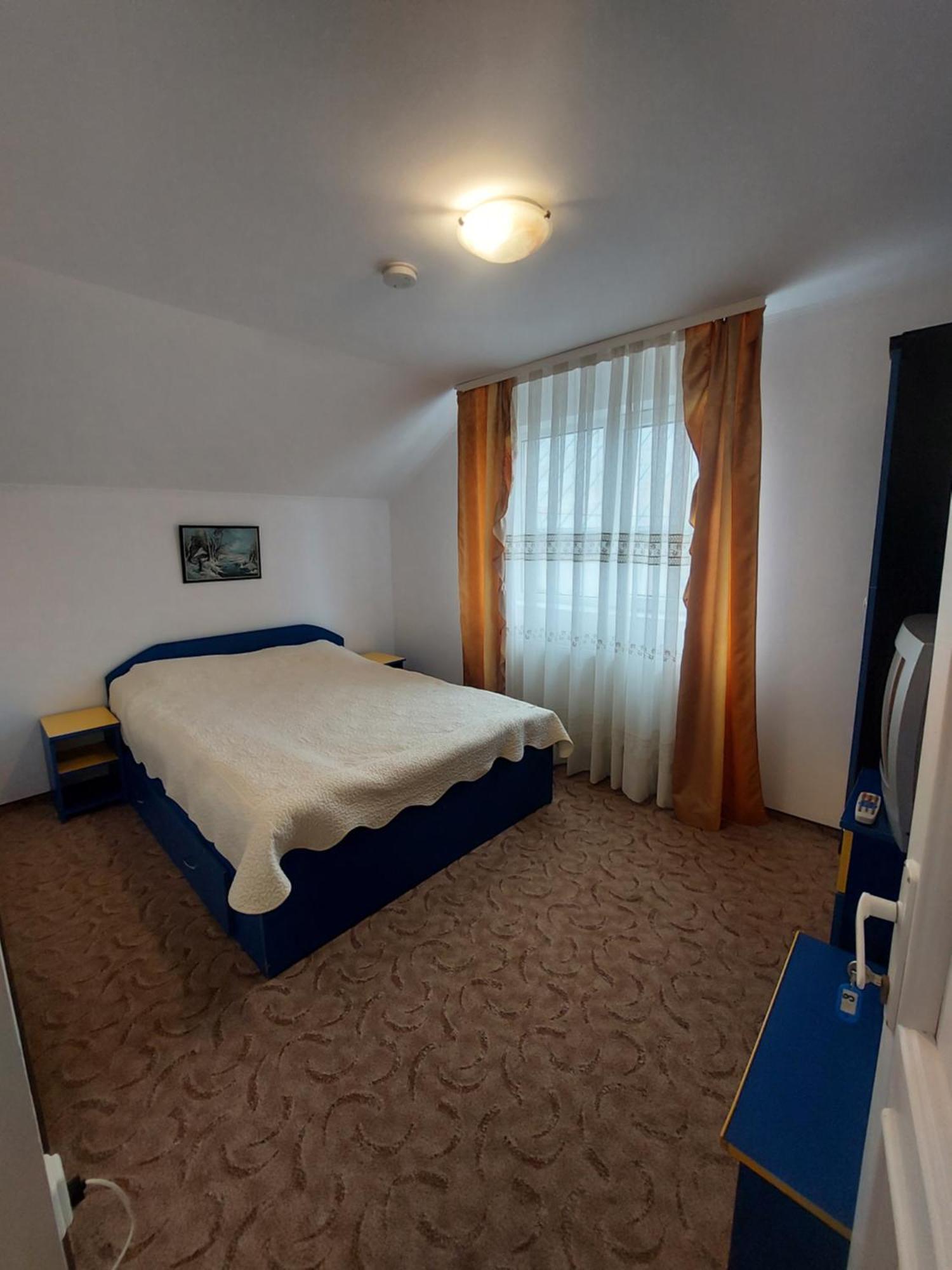 Steaua Nordului Hotel Targu Neamt Exterior photo
